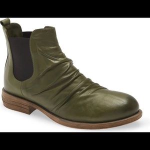 (NEW) Sheridan Mia “Treat” Booties